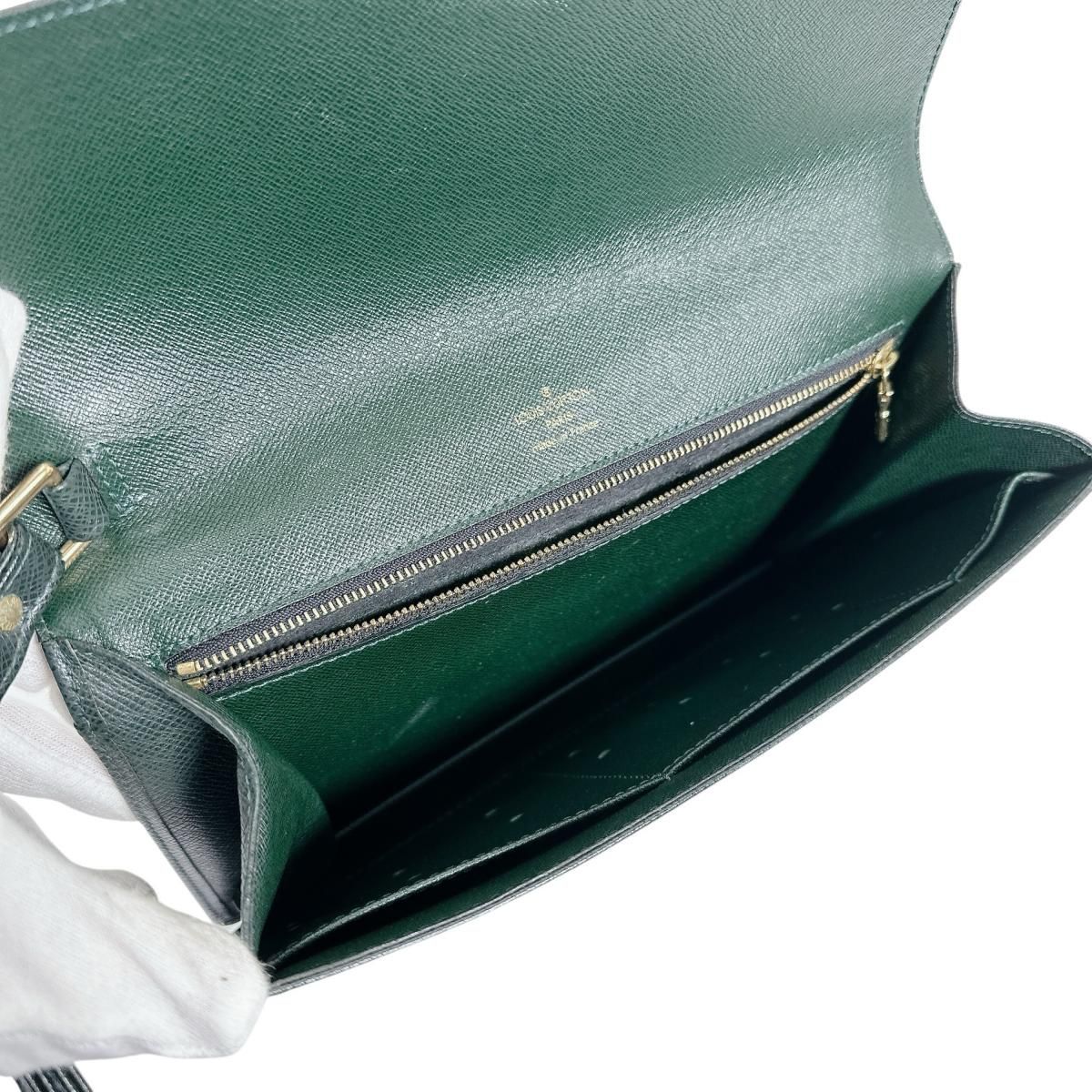 Louis Vuitton Taiga Epi Sea Pochette Clado Second Bag Green — view 9