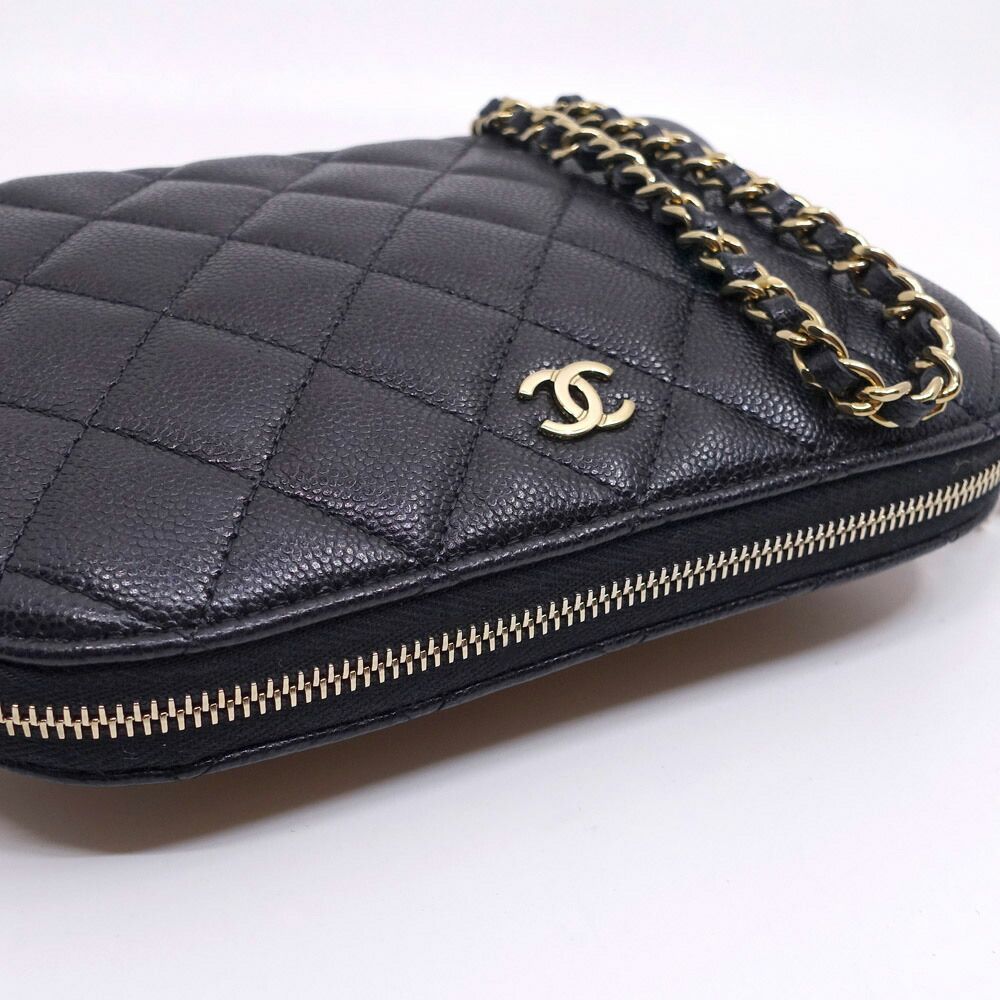 Chanel Timeless Classic Chain Clutch Quilted Shoulder Bag — view 3