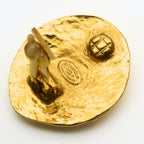 Chanel Earrings CC Logo Metal Gold Plated — view 4
