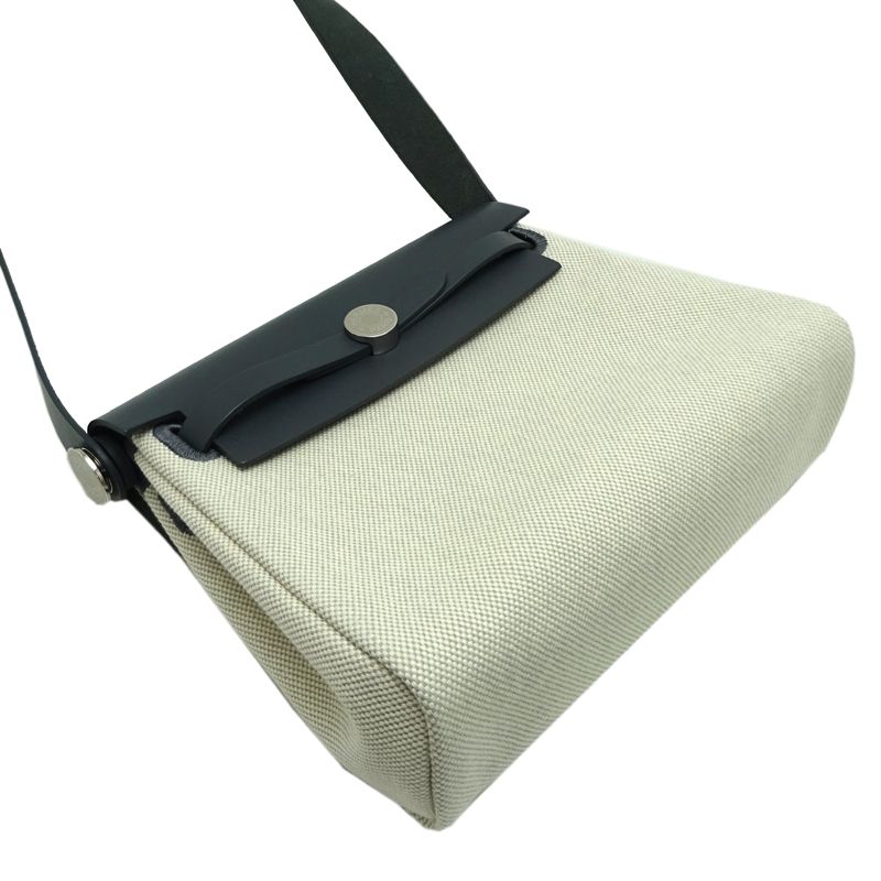 Hermes Shoulder Bag Gray — view 3
