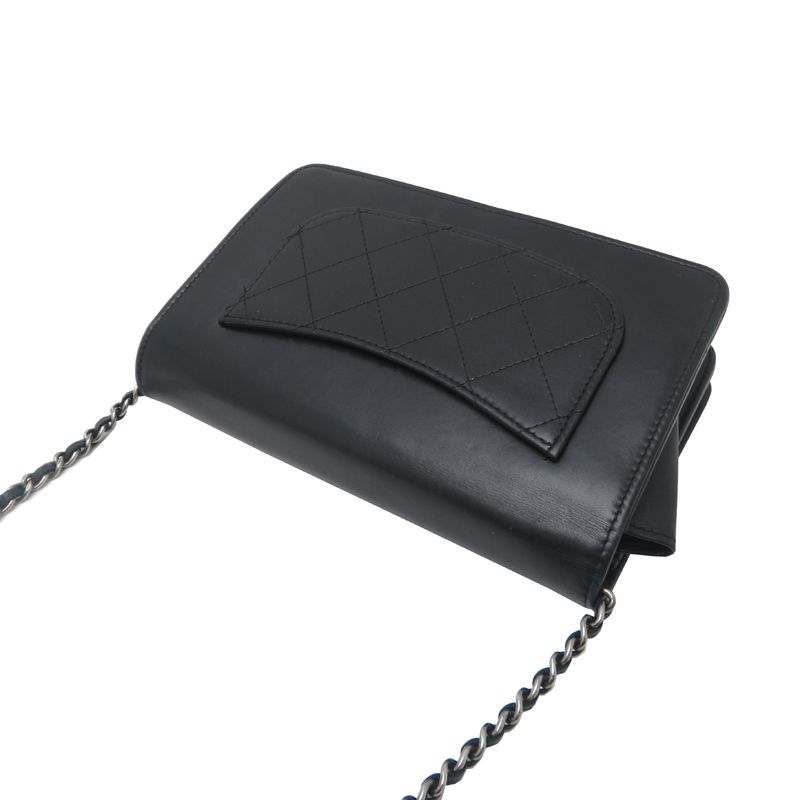 Chanel Shoulder Bag Black M — view 4