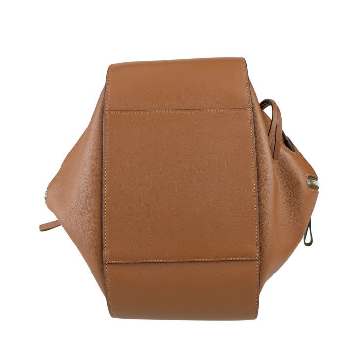 Loewe Handbag Hammock Small Tan Classic Calf 2-Way — view 4