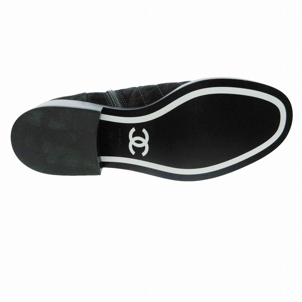Chanel Suede CC Logo Turnlock Quilted Boots Shoes — view 3