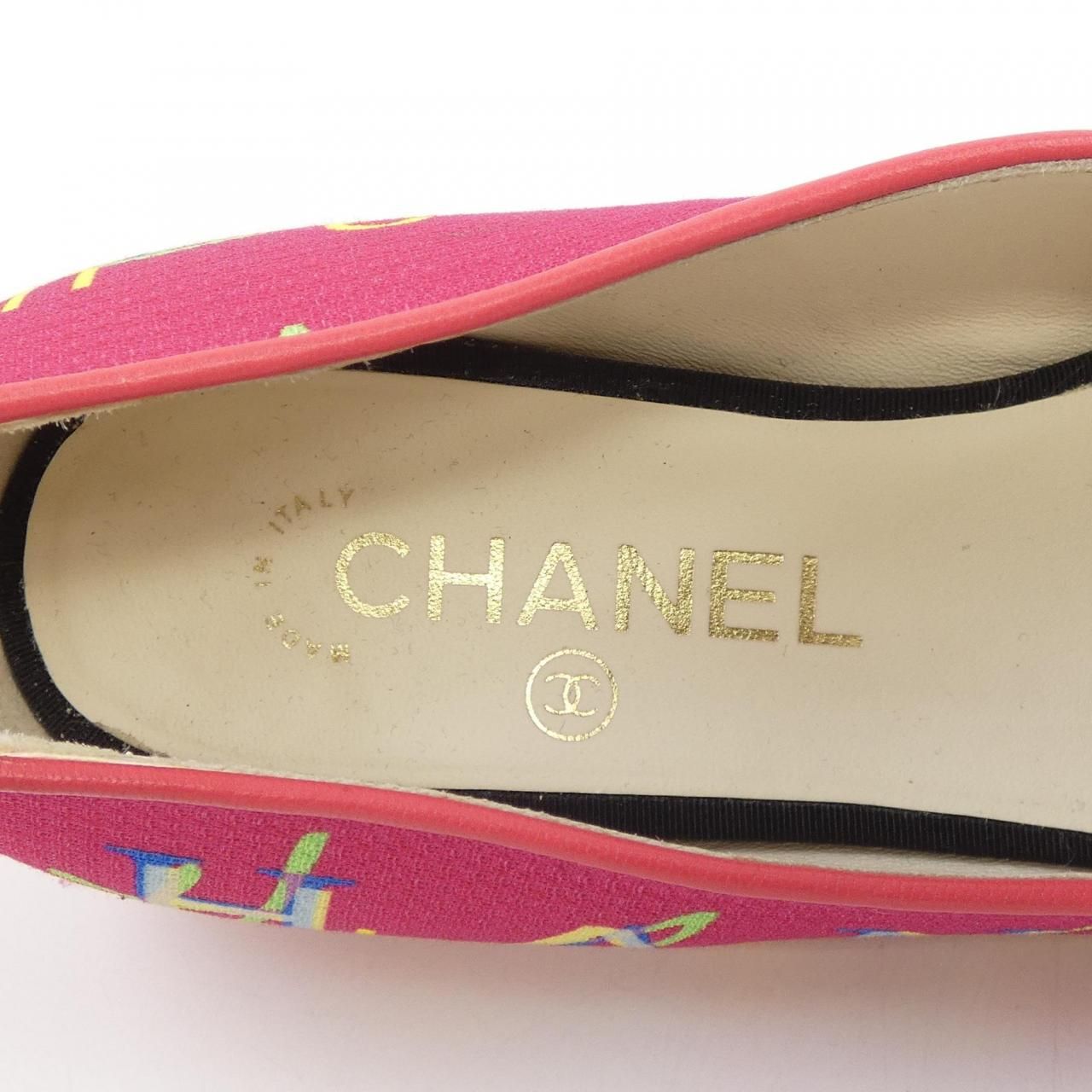 Chanel Flat Shoes Black 35 — view 6