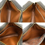 Louis Vuitton Second Compiegne 23 Clutch — view 8