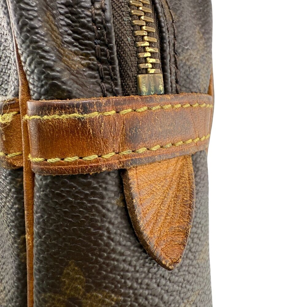Louis Vuitton Second Compiegne 23 Clutch — view 6