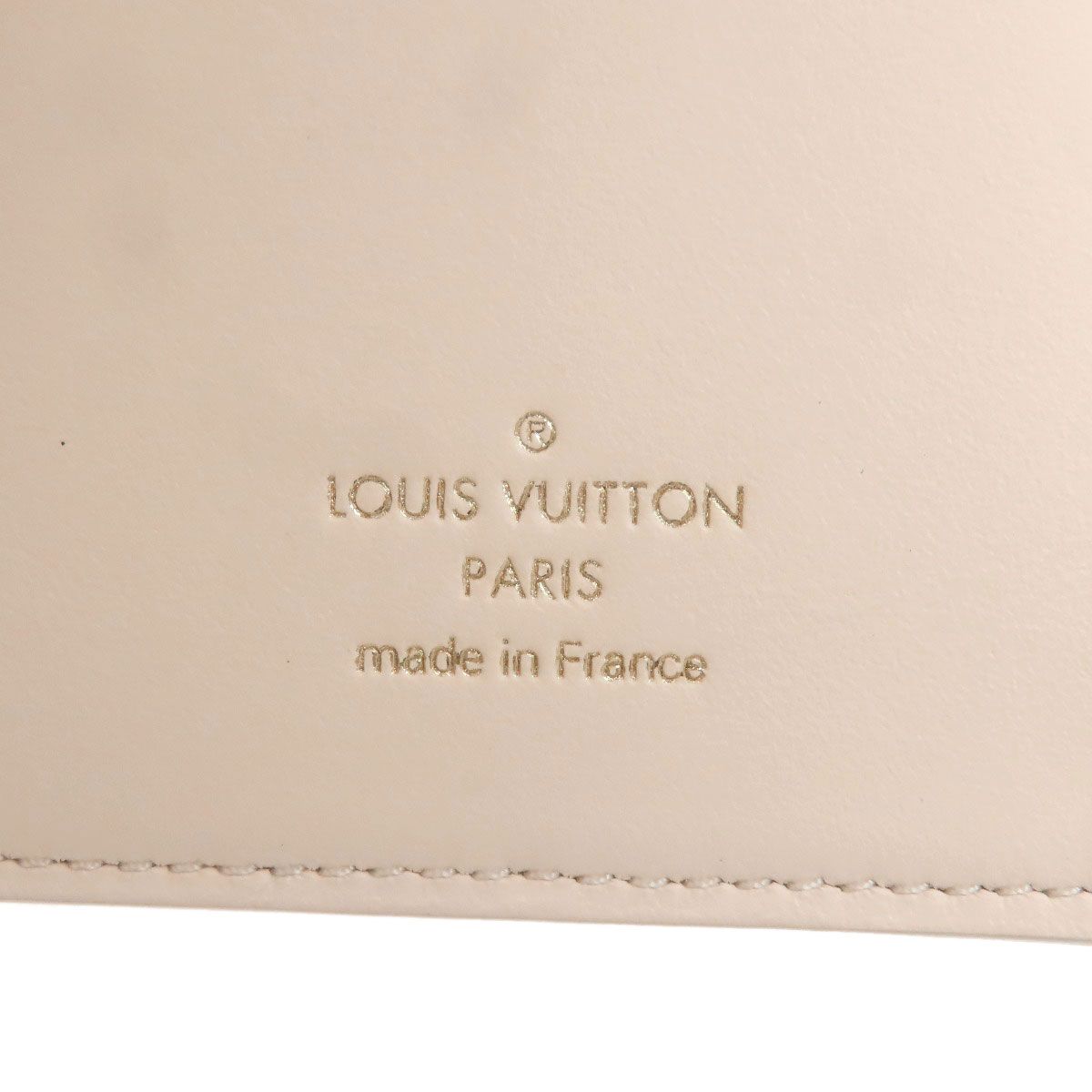 Louis Vuitton Vertical Wallet Long Taurillon — view 6
