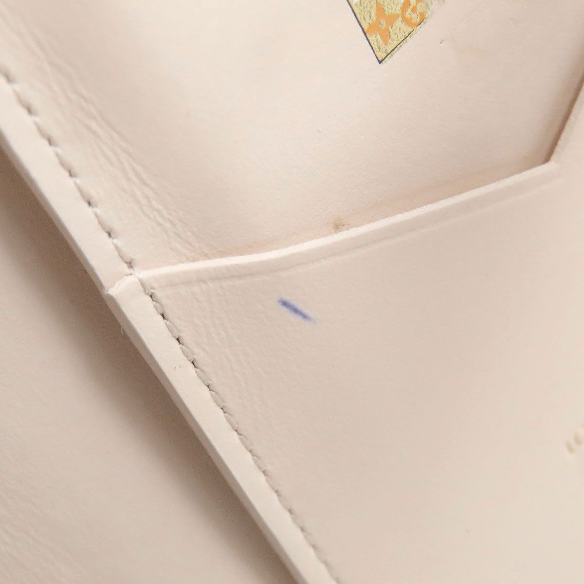 Louis Vuitton Vertical Wallet Long Taurillon — view 7