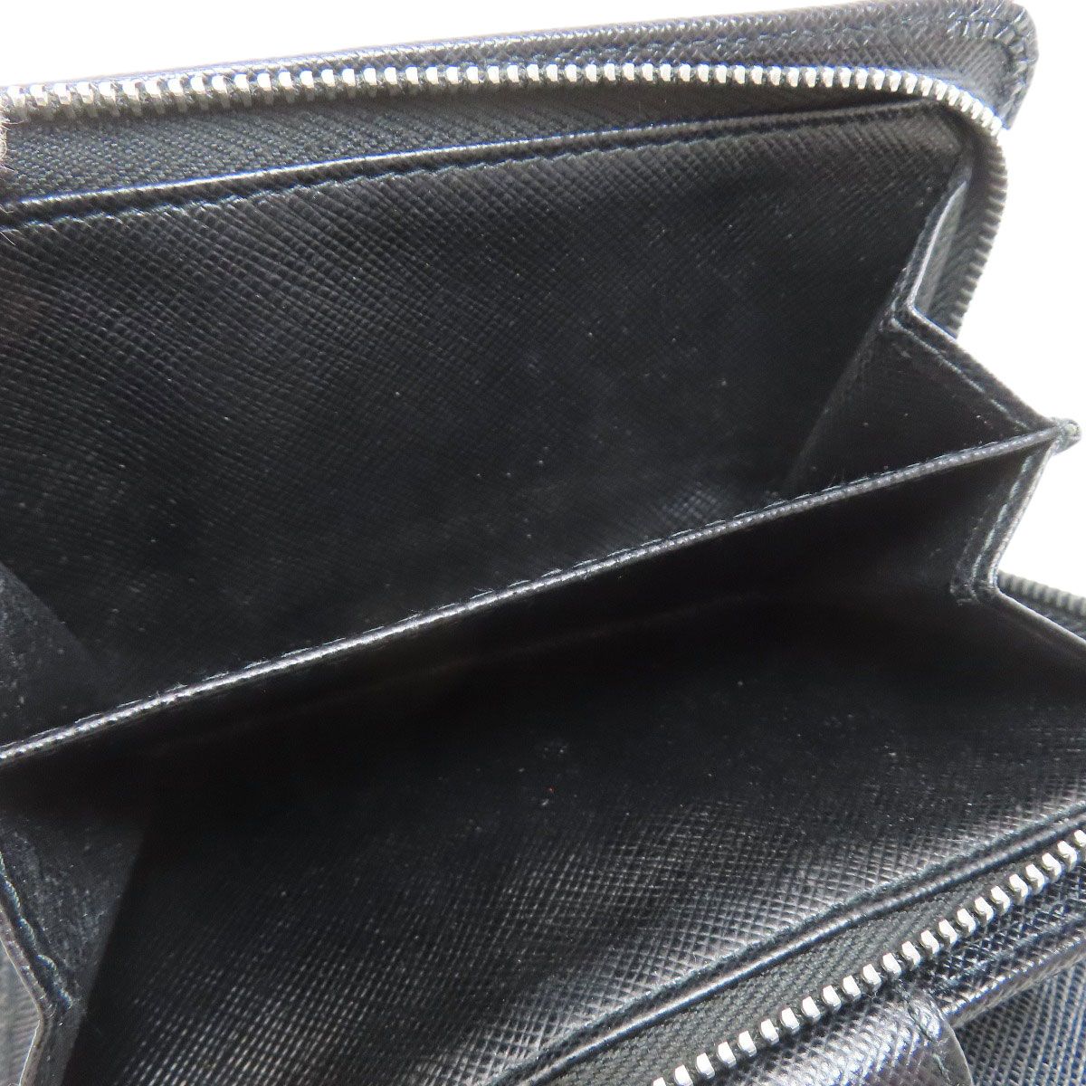 Prada Lip Charm Bifold Wallet Saffiano — view 6