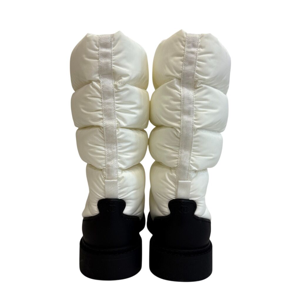 Chanel Snow Boots White — view 3