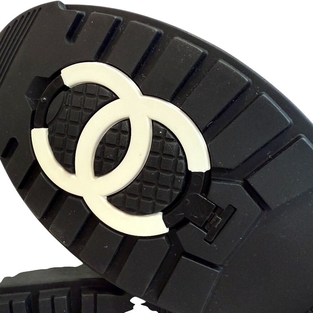 Chanel Snow Boots White — view 6