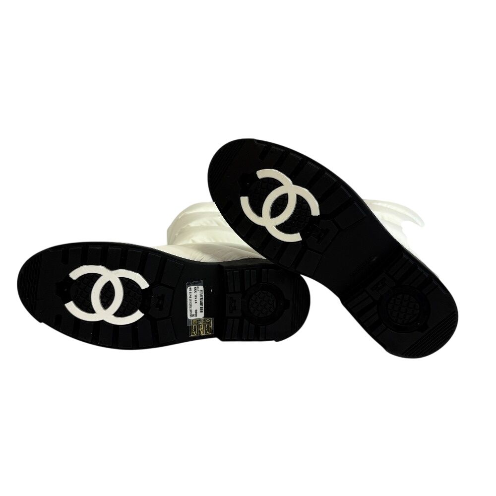 Chanel Snow Boots White — view 5