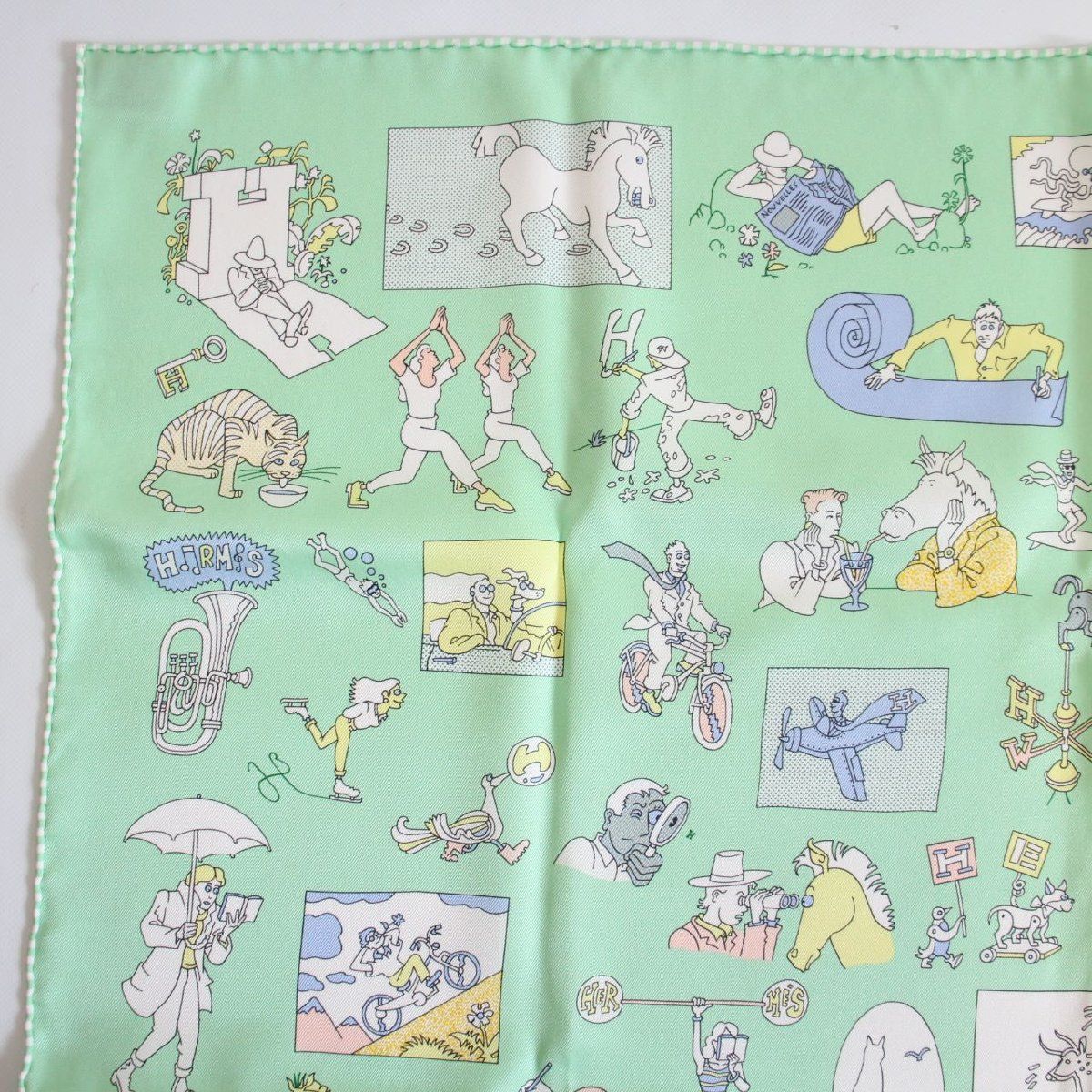 Hermes Carre 70 Scarf Libre Silk Green — view 2