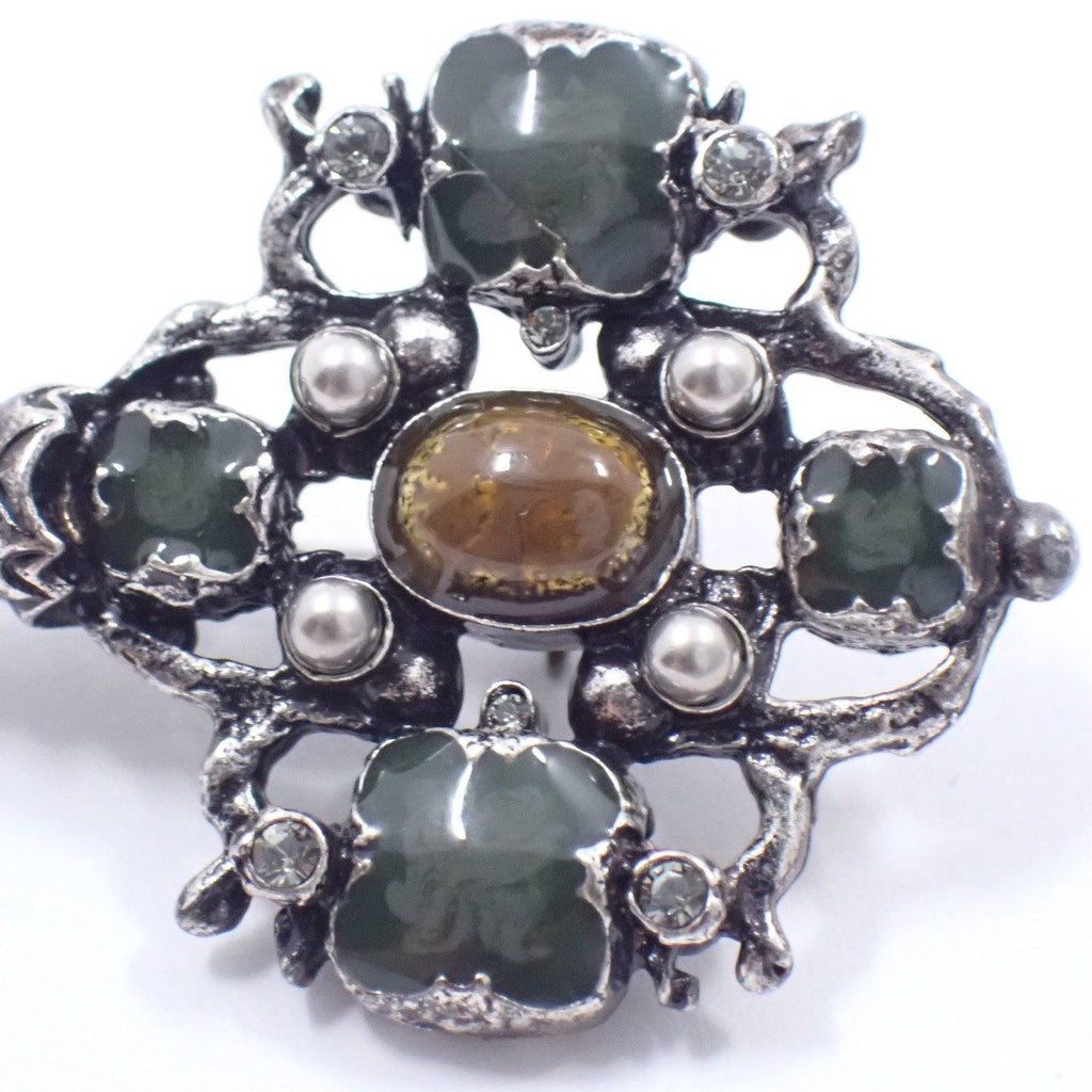 Chanel Key Motif Brooch Silver Color Rice Stone — view 7
