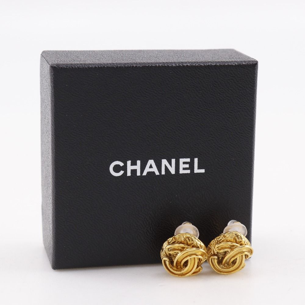 Chanel CC Logo Vintage Gold Plated Earrings — view 6