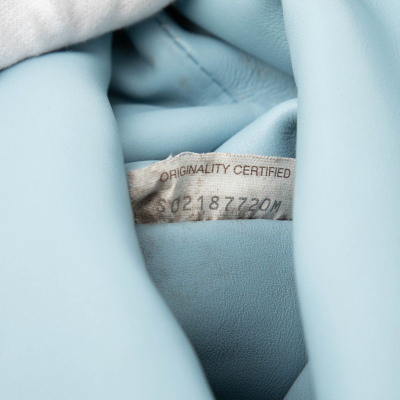 Bottega Veneta Triangle Light Blue Leather — view 9