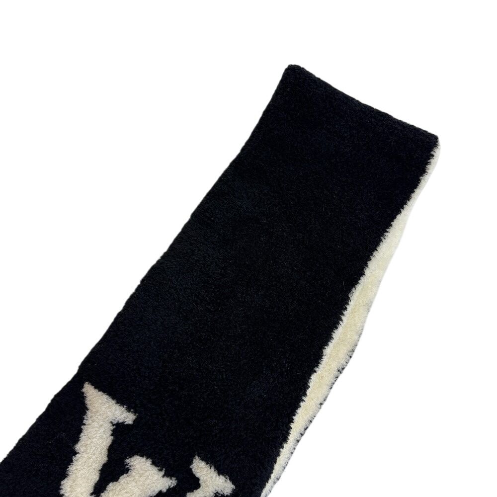 Louis Vuitton Confit Muffler Black Scarf — view 3