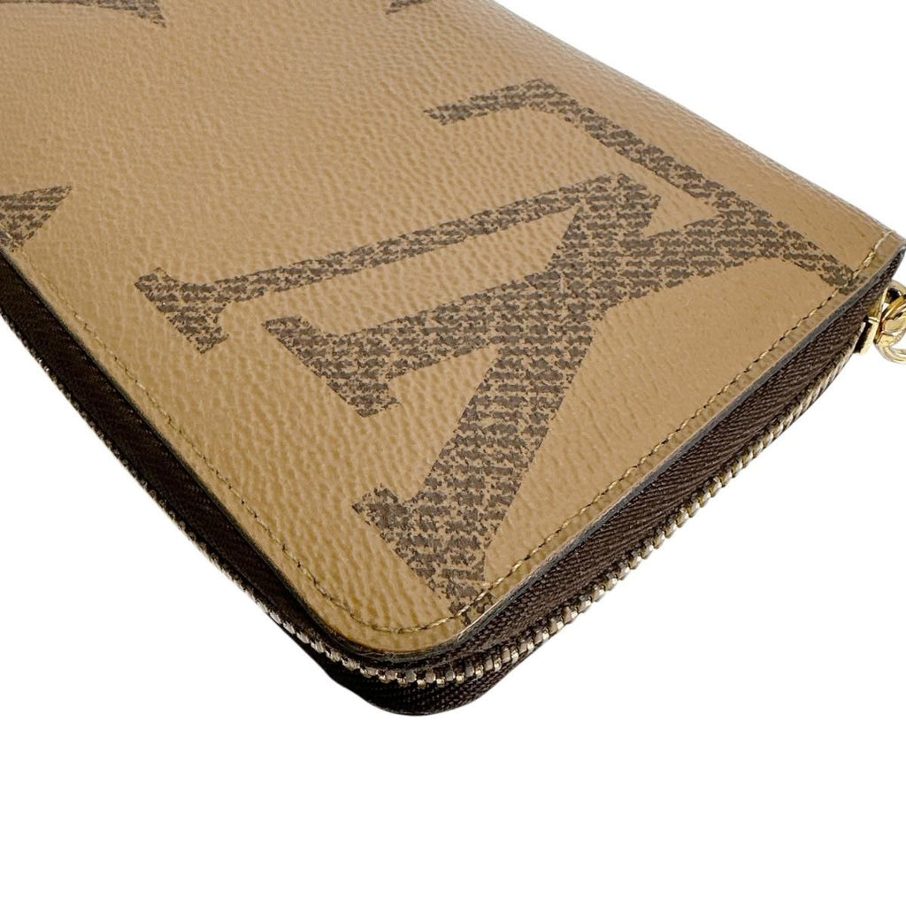 Louis Vuitton Giant Reverse Zippy Long Wallet — view 6