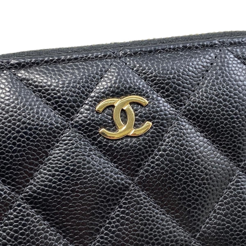 Chanel Bifold Wallet Small Zip Quilted Caviar Leather CC Logo — view 5