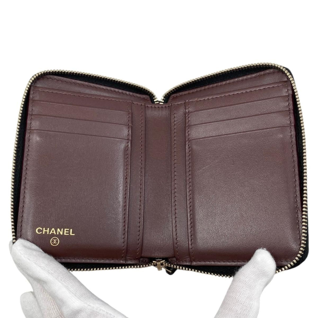 Chanel Bifold Wallet Small Zip Quilted Caviar Leather CC Logo — view 7