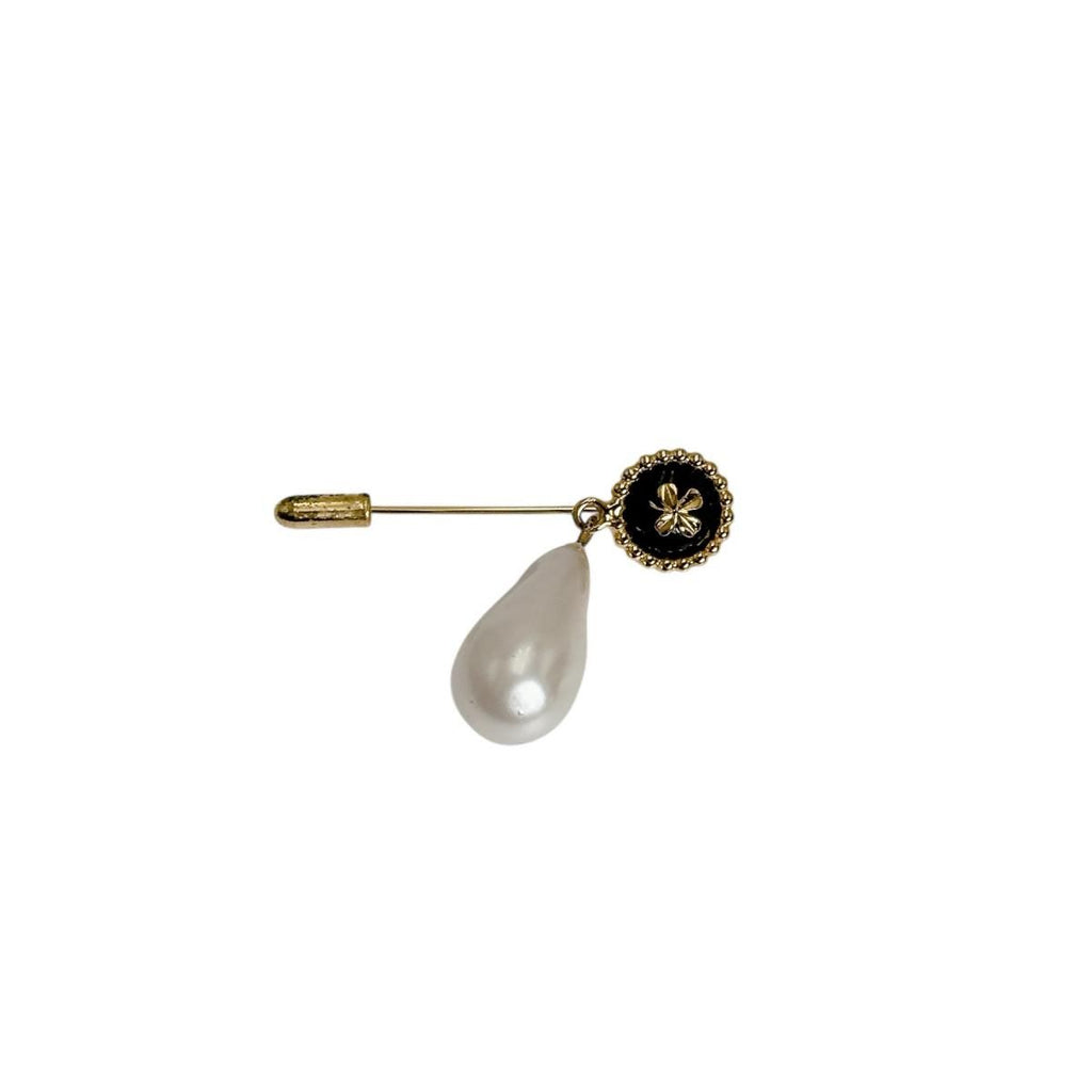 Chanel Clover Pin Brooch Drop Pearl Gold — view 2