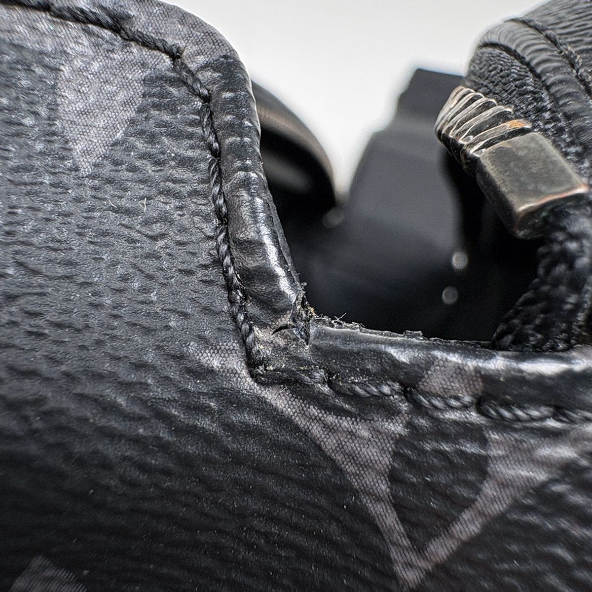 Louis Vuitton Dop Kit Pouch Travel Bag Second Damier Graphite Black — view 5