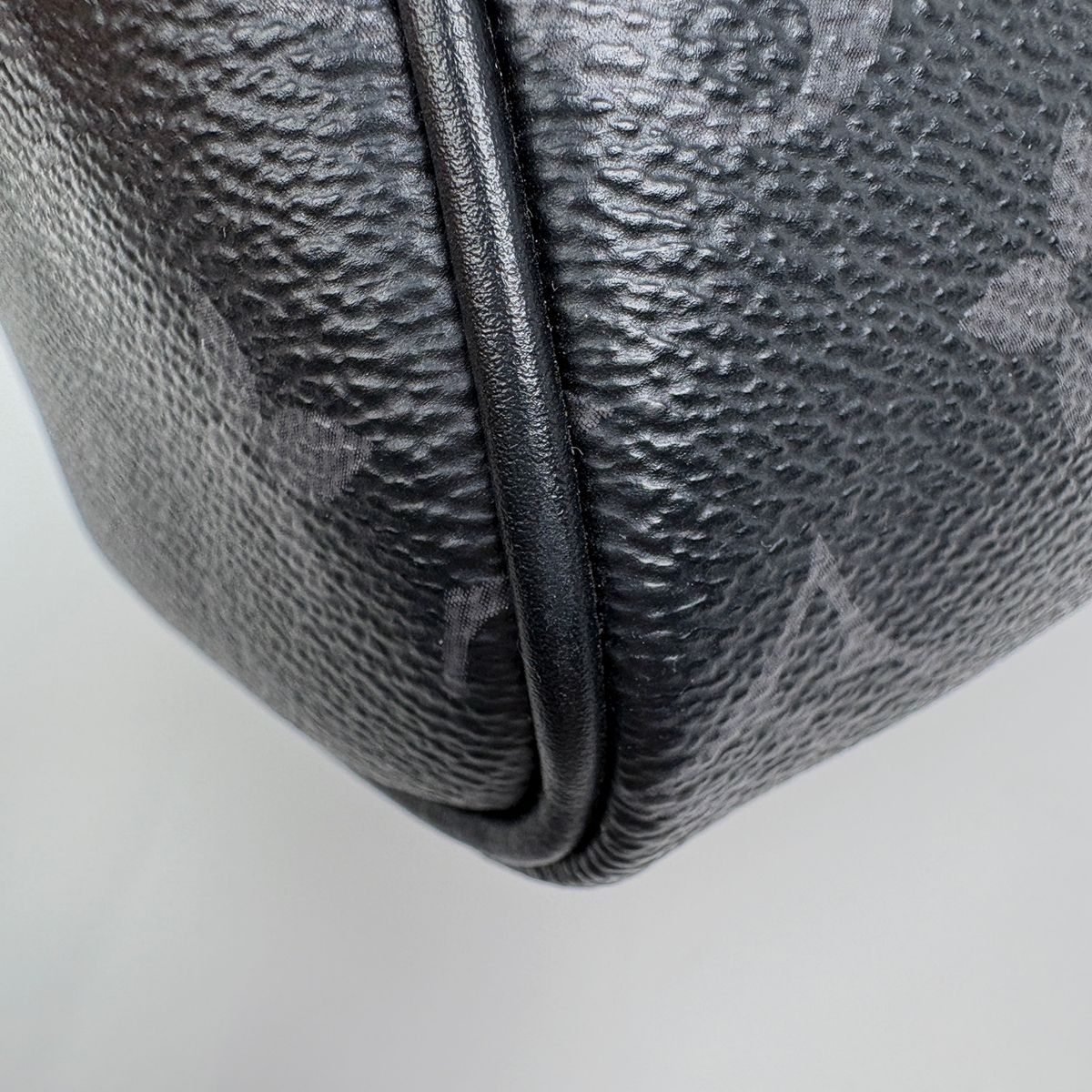 Louis Vuitton Dop Kit Pouch Travel Bag Second Damier Graphite Black — view 3