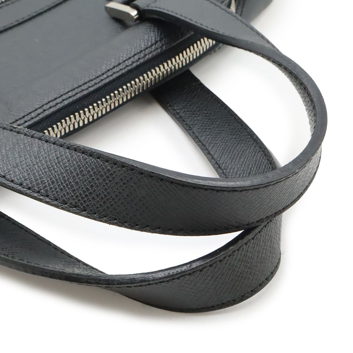 Louis Vuitton Taiga Igor Business Bree Case Document Purse Calf Leather — view 4