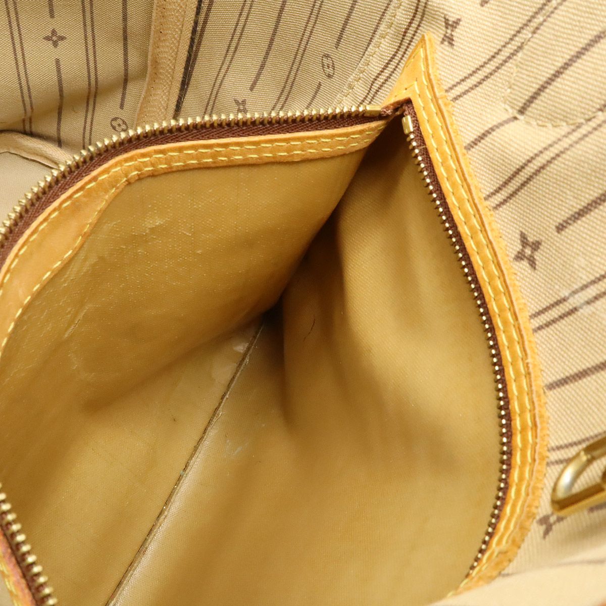 Louis Vuitton Monogram Neverfull MM Tote Shoulder Bag — view 6