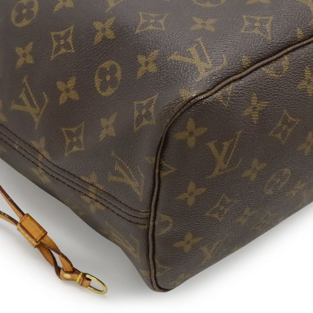 Louis Vuitton Monogram Neverfull MM Tote Shoulder Bag — view 3