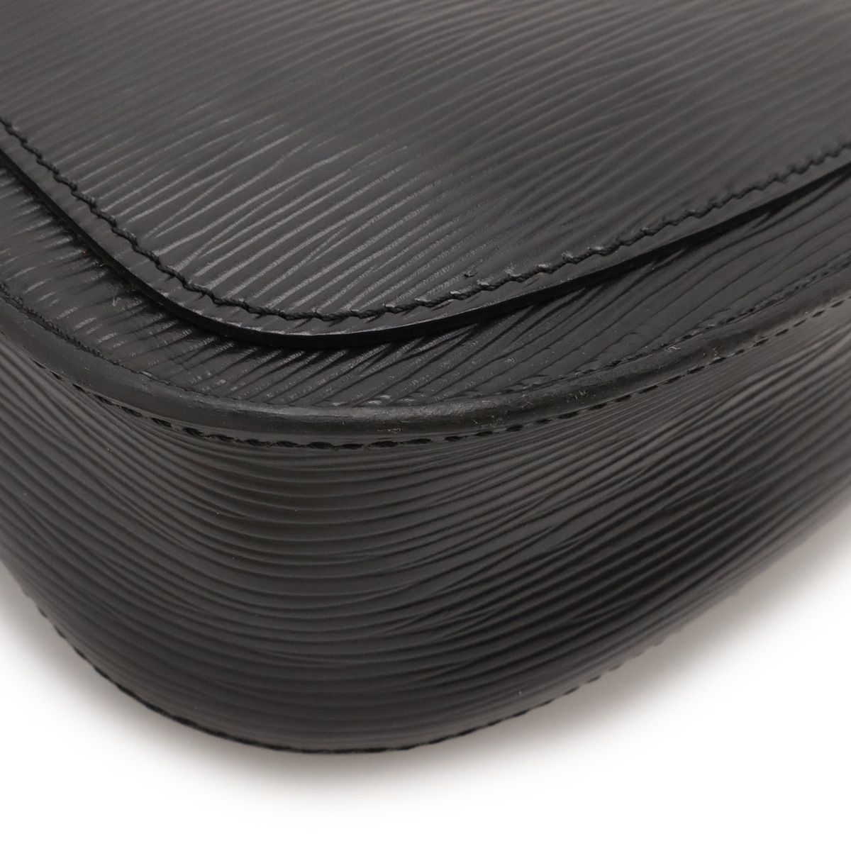 Louis Vuitton Epi Mini Saint Cloud Shoulder Bag Pochette Crossbody Leather Noir — view 3