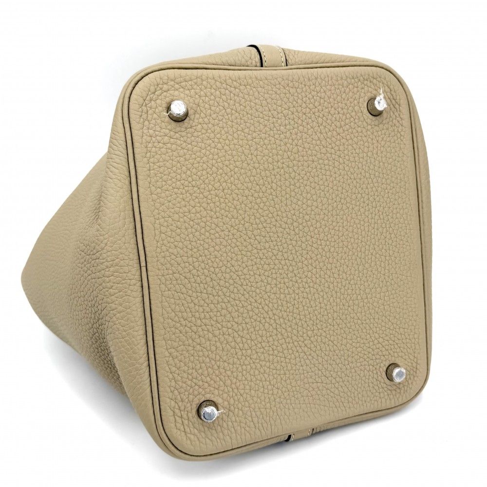 Hermes Handbag Picotin Lock MM Beige Taurillon — view 3