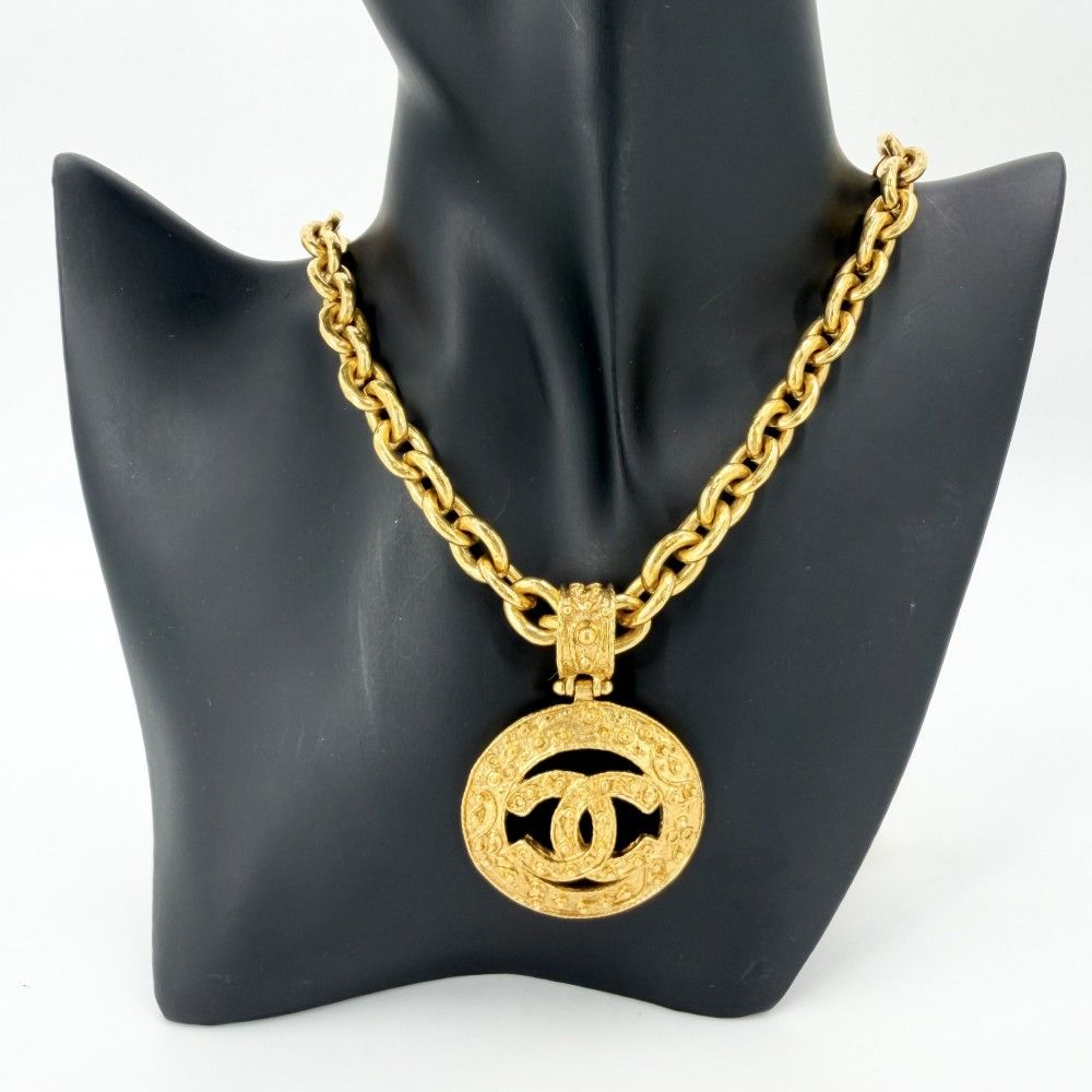 Chanel Necklace CC Logo Long — view 3