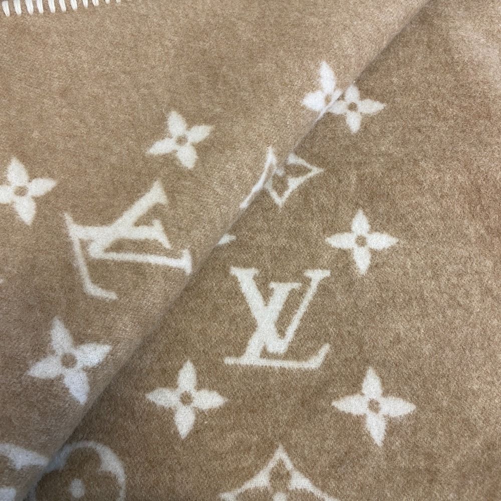 Louis Vuitton Blanket Pred Neo Monogram Shawl — view 6