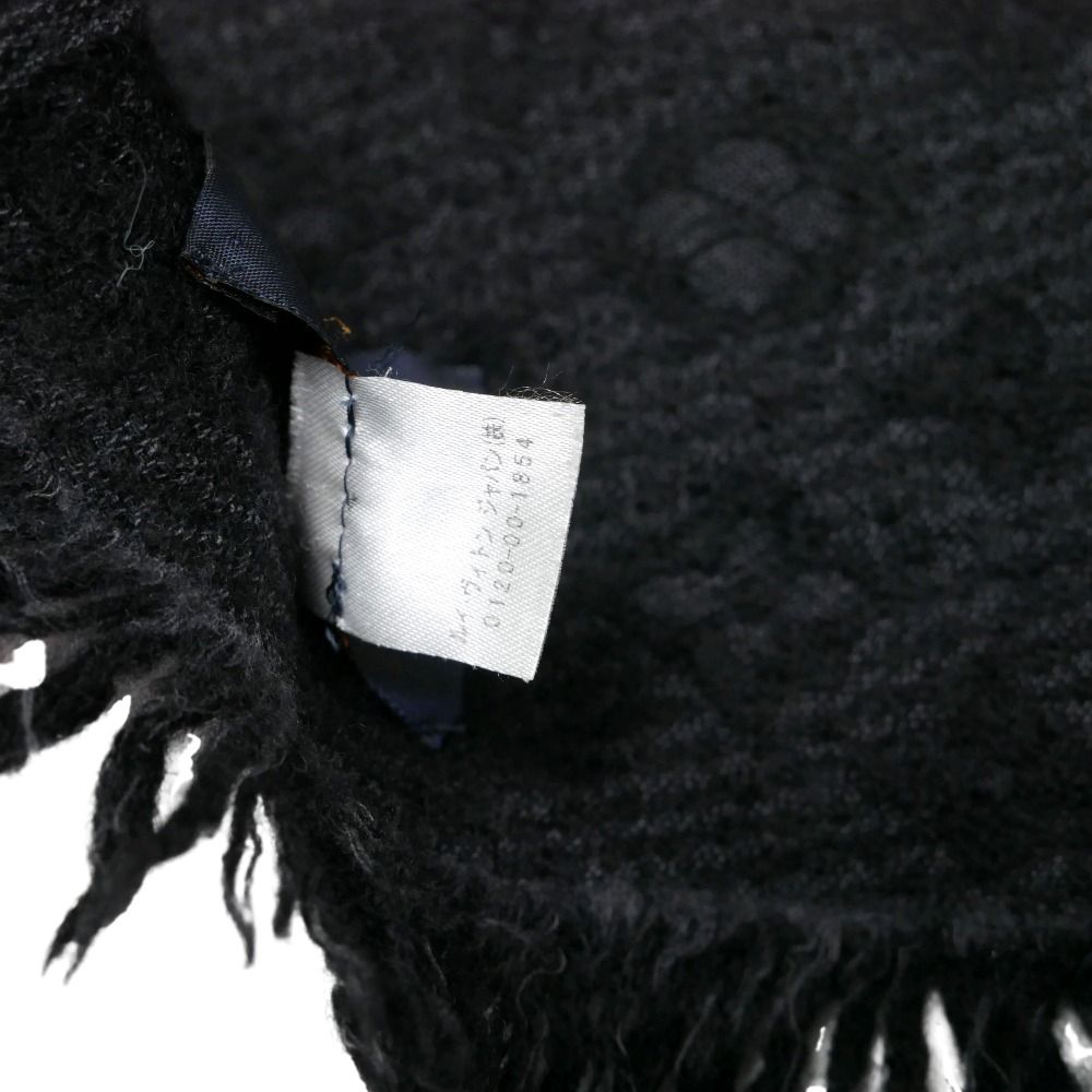 Louis Vuitton Monogram Classic Scarf Fringe Shawl — view 8