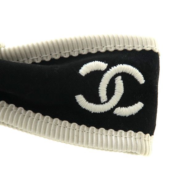 Chanel Barrette — view 3