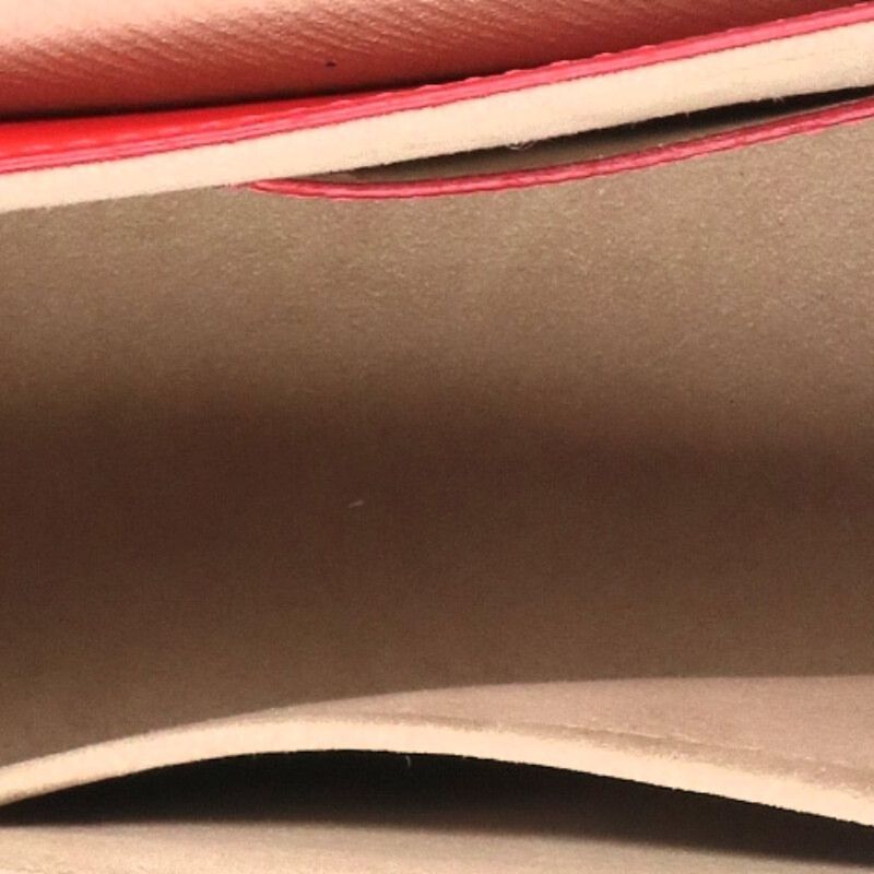 Louis Vuitton Twist MM Epi Poppy Petal Shoulder Bag — view 3