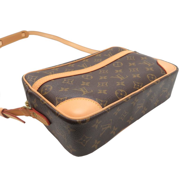 Louis Vuitton Shoulder Bag Leather Brown — view 3