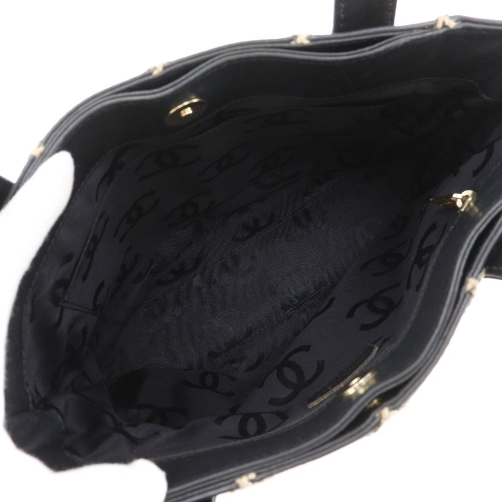 Chanel Wild Stitch Calf Black Handbag — view 6