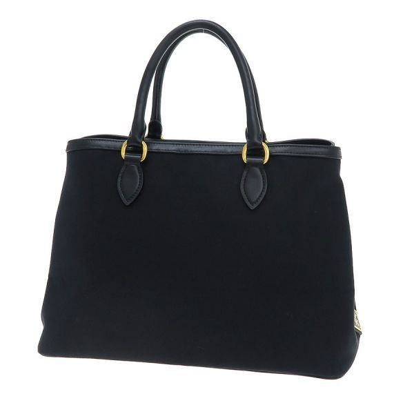 Prada Logo — view 3