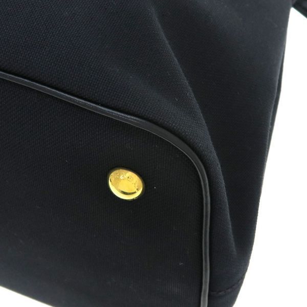 Prada Logo — view 5
