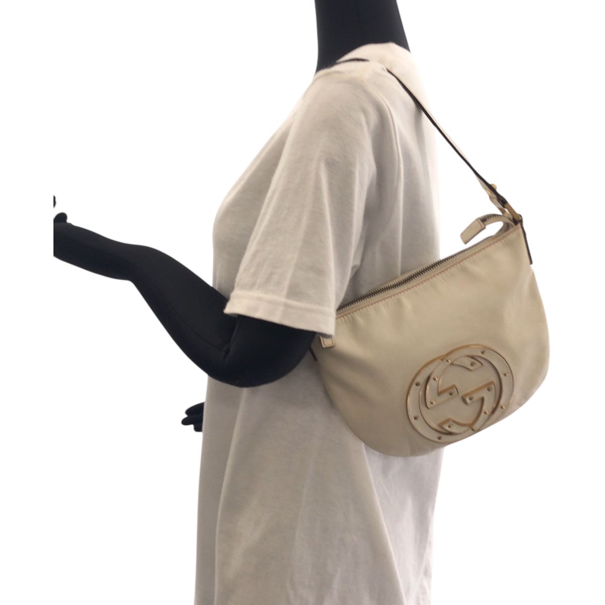 Gucci Soho Interlocking White Gold Leather Hobo Shoulder Bag — view 7