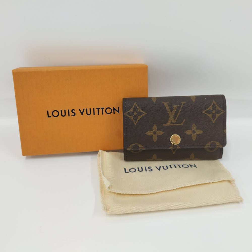 Louis Vuitton Multicles 6 Key Case Monogram — view 9