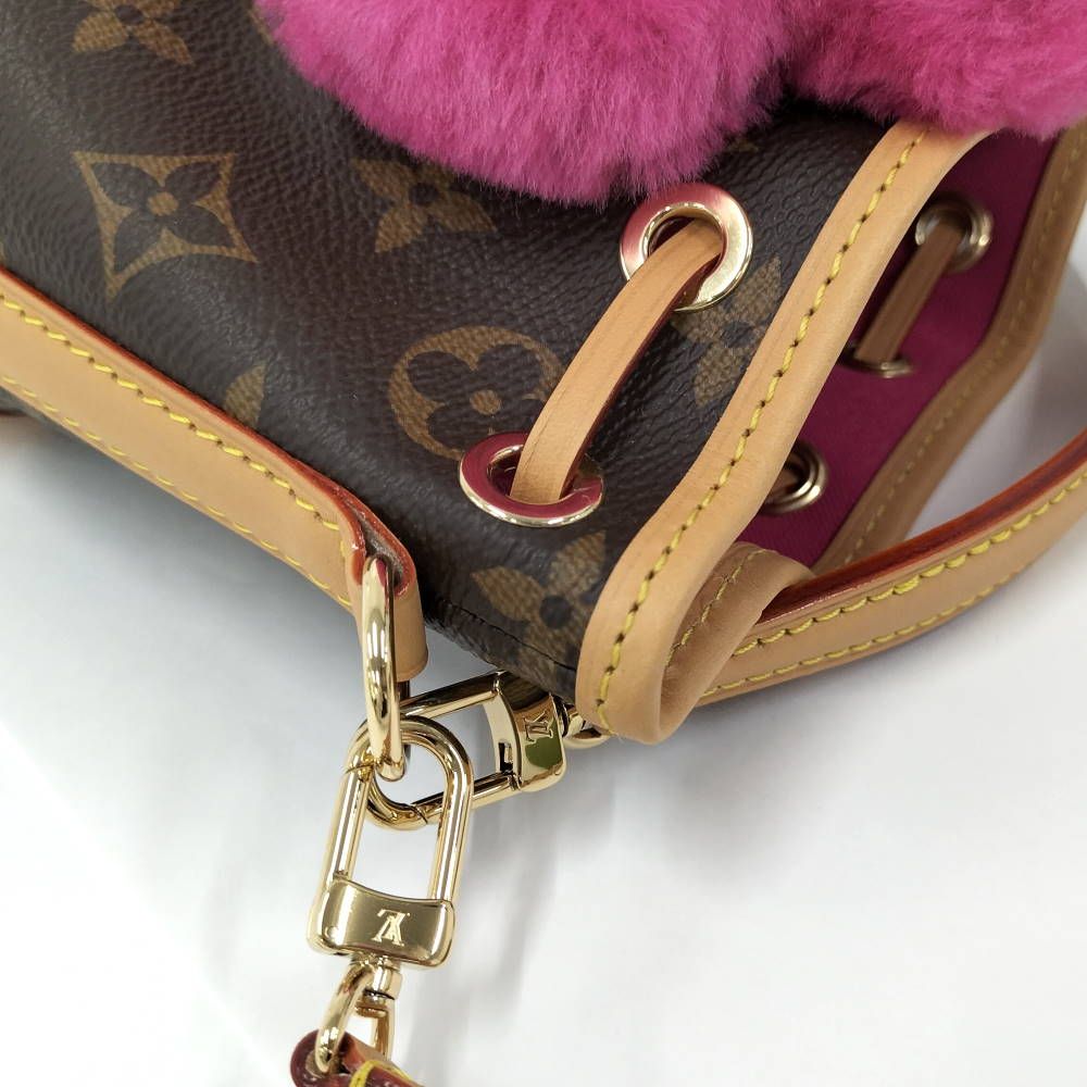 Louis Vuitton Noe Wear Vivienne Shoulder Bag Monogram — view 5