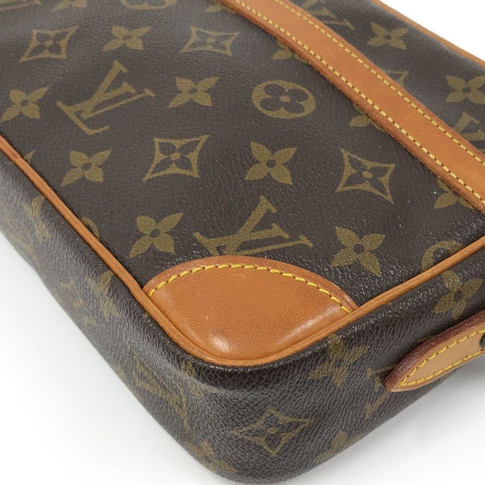 Louis Vuitton Trocadero 24 Shoulder Bag Monogram — view 3