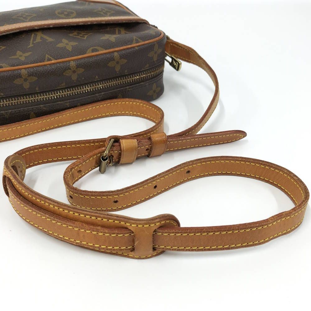 Louis Vuitton Trocadero 24 Shoulder Bag Monogram — view 4