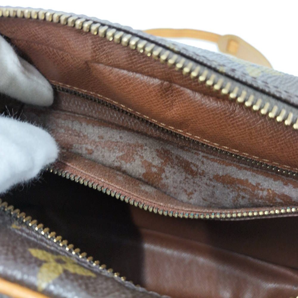 Louis Vuitton Trocadero 24 Shoulder Bag Monogram — view 9