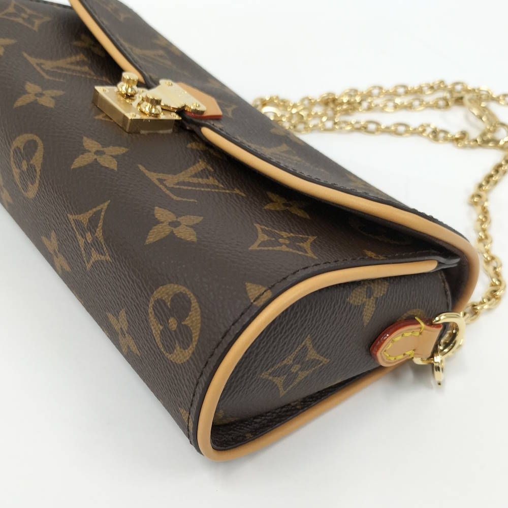 Louis Vuitton Pochette Camille Shoulder Bag Monogram — view 3