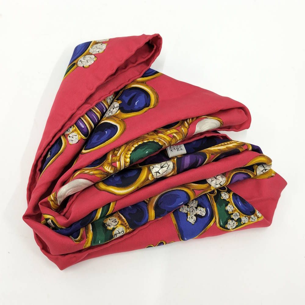 Chanel Scarf Red — view 9