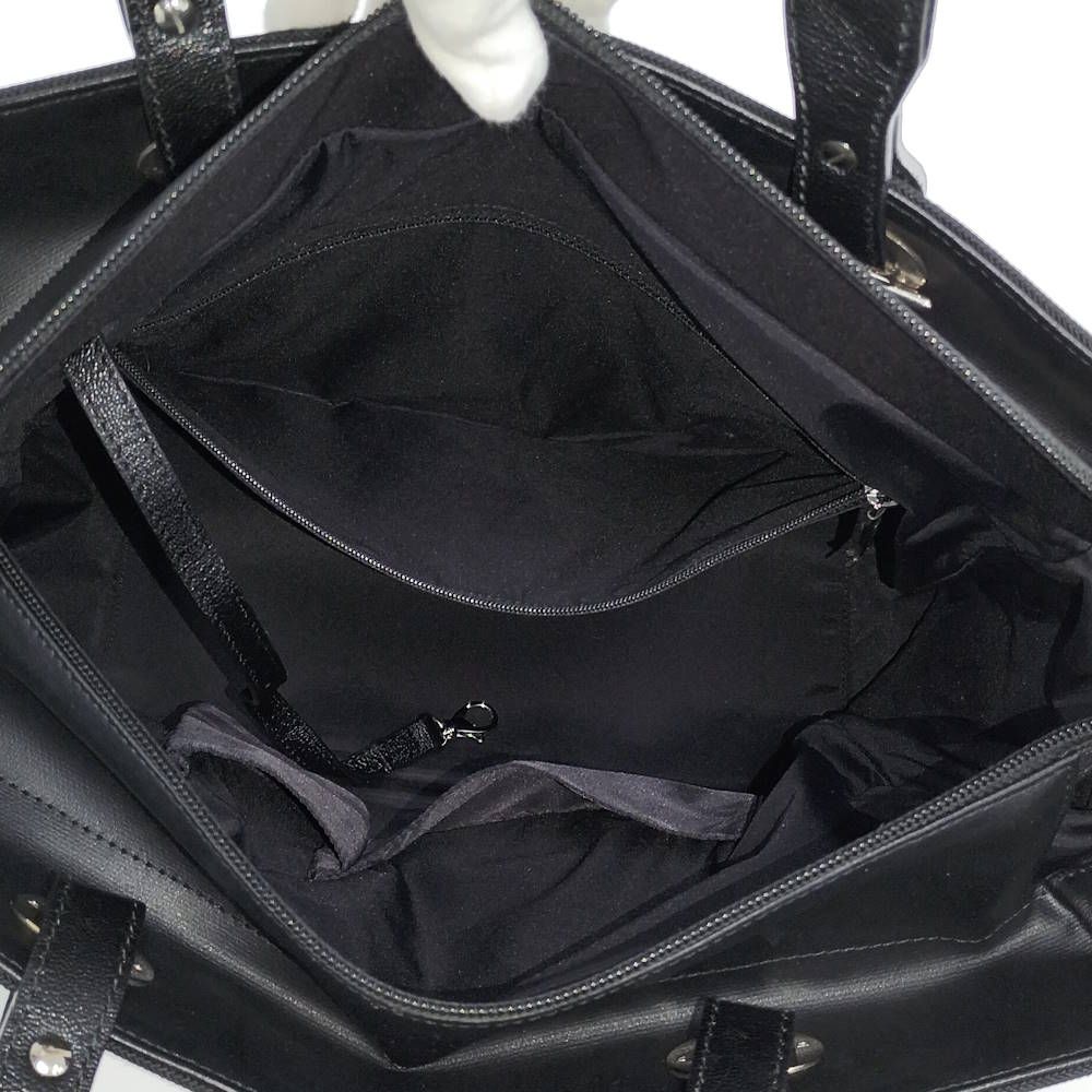 Chanel Paris Biarritz MM Tote Leather Black — view 9